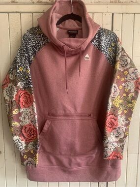 Burton Oak Long Pullover Hoodie Size Medium Like New Rose Brown Cheetah Floral